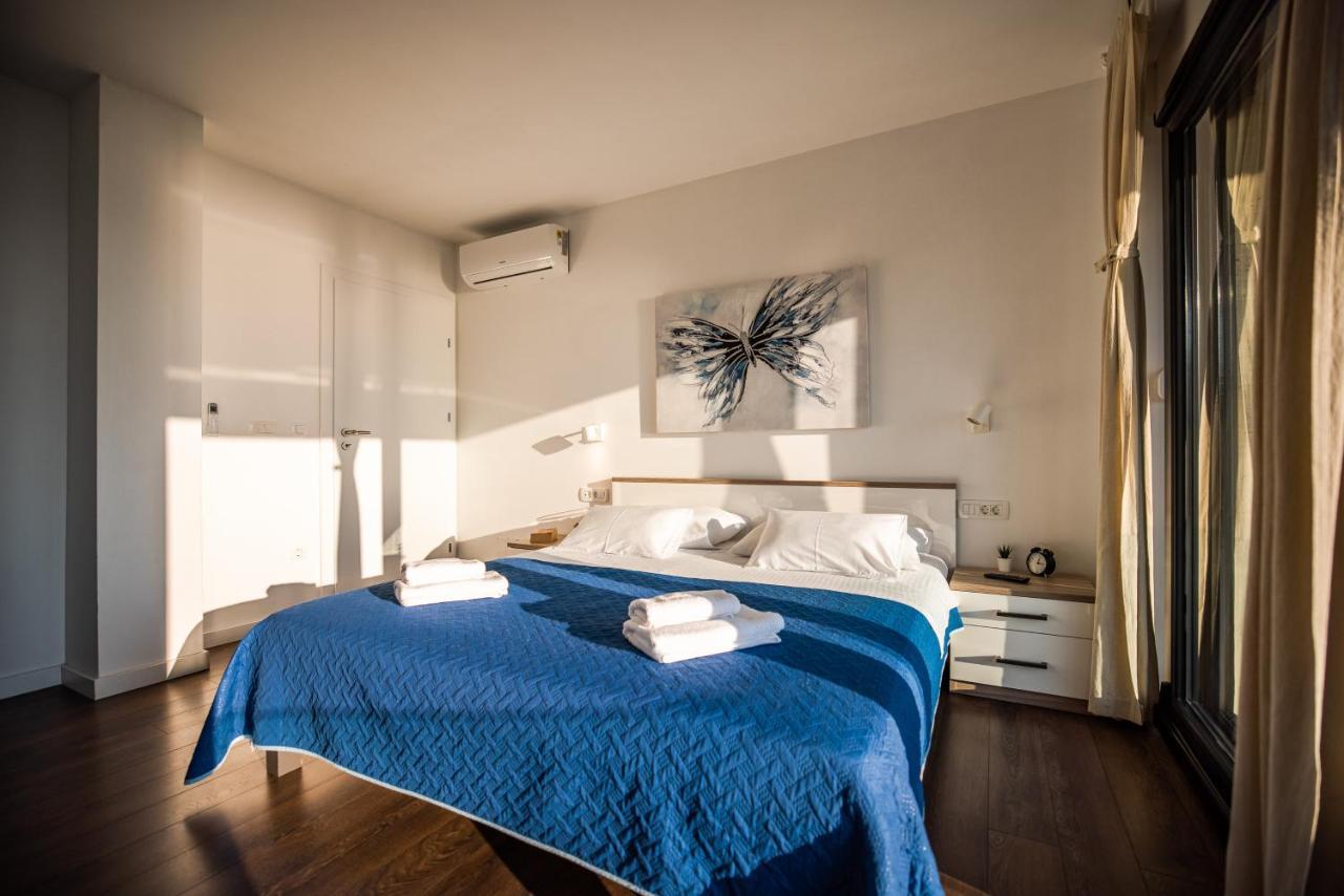 Royal Promons - Heated Pool Villa Starigrad Paklenica Eksteriør bilde