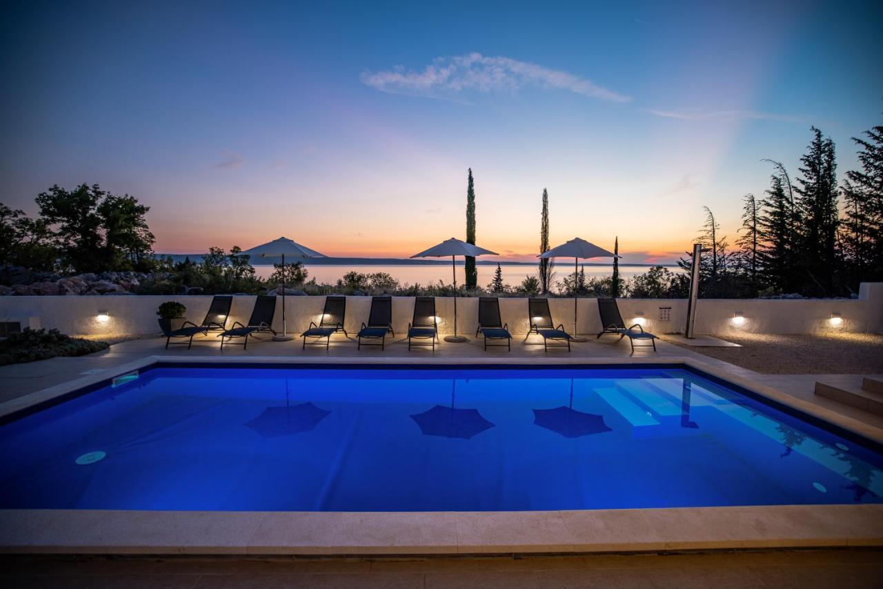 Royal Promons - Heated Pool Villa Starigrad Paklenica Eksteriør bilde